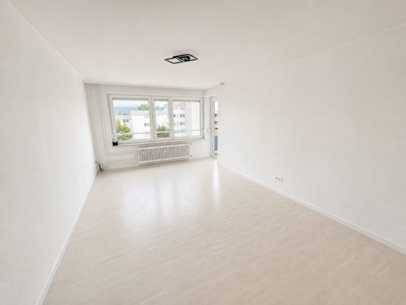 Seltene Gelegenheit! Gemütliche 3,5 Zimmer-Wohnung mit Süd-Balkon! - Wohnzimmer (51239)
