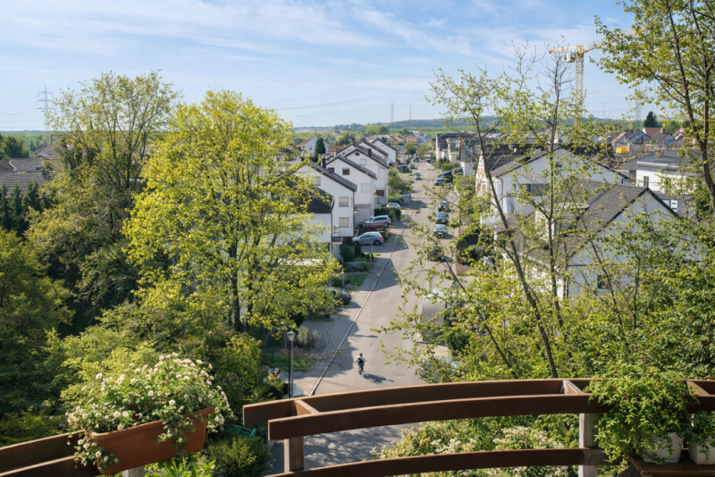 Exklusiver Flair! 4,5 Zimmer-Wohnung mit Balkon für gehobene Ansprüche! - Balkonaussicht (50922)