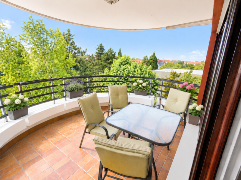 Exklusives Angebot! Traumhafte 4,5 Zimmer-Wohnung für gehobene Ansprüche! - Balkon (52377)