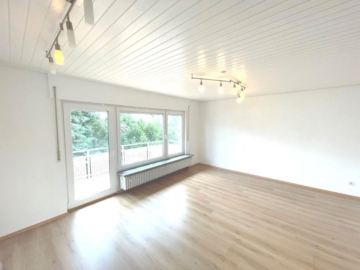Exklusiver Wohntraum! Stilvolle 4 Zimmer-Wohnung in ruhiger Wohnlage!, 73557 Mutlangen, Wohnung