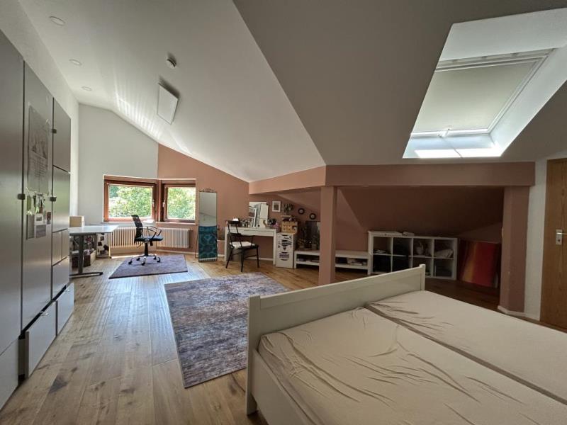 314m² Freiraum – für Ihr Leben & alles was noch kommt! Traumhaus in Schwäbisch Gmünd! - Schlafzimmer (51705)