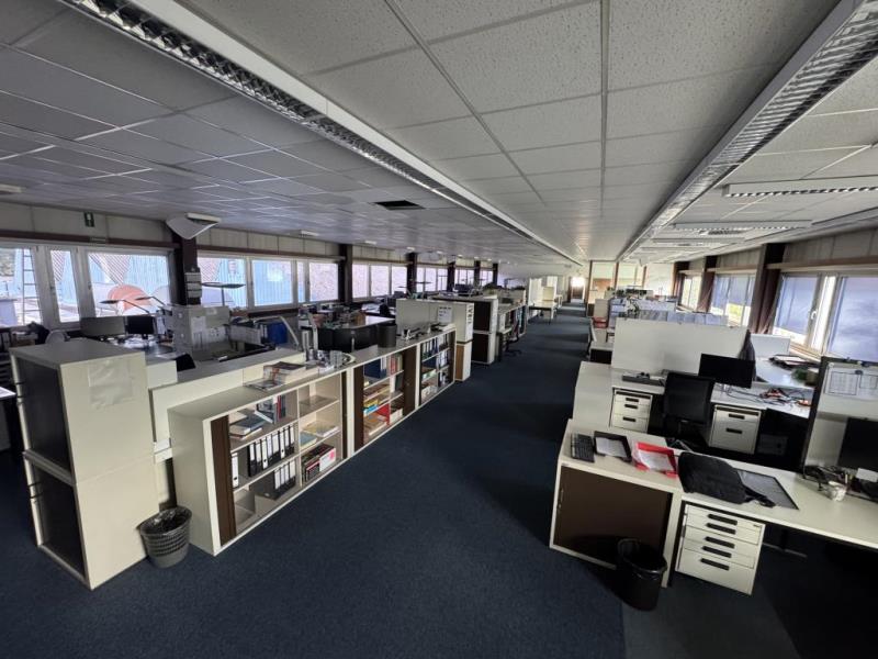 Verwicklen Sie sich! Große Produktionshalle/ - mit tollem Büro in Winterbach! - Büro 2 (50493)