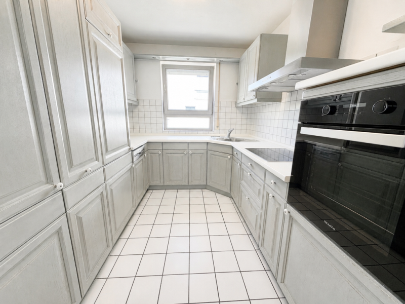 Seltene Gelegenheit! Charmante 3 Zimmer-Maisonettewohnung in Sindelfingen! - Küche (51230)