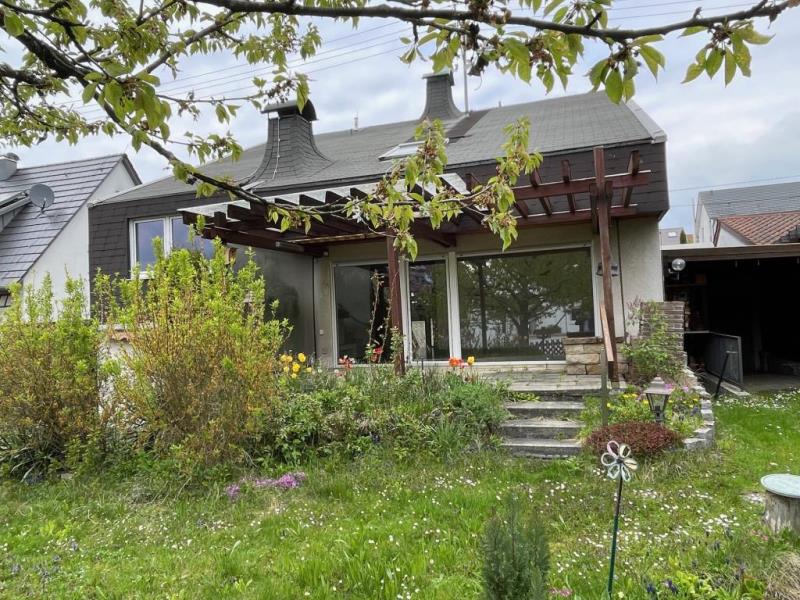 Idyllisches freistehendes Einfamilienhaus mit Süd-Garten in Steinenbronn! - Steinenbronn (44866)