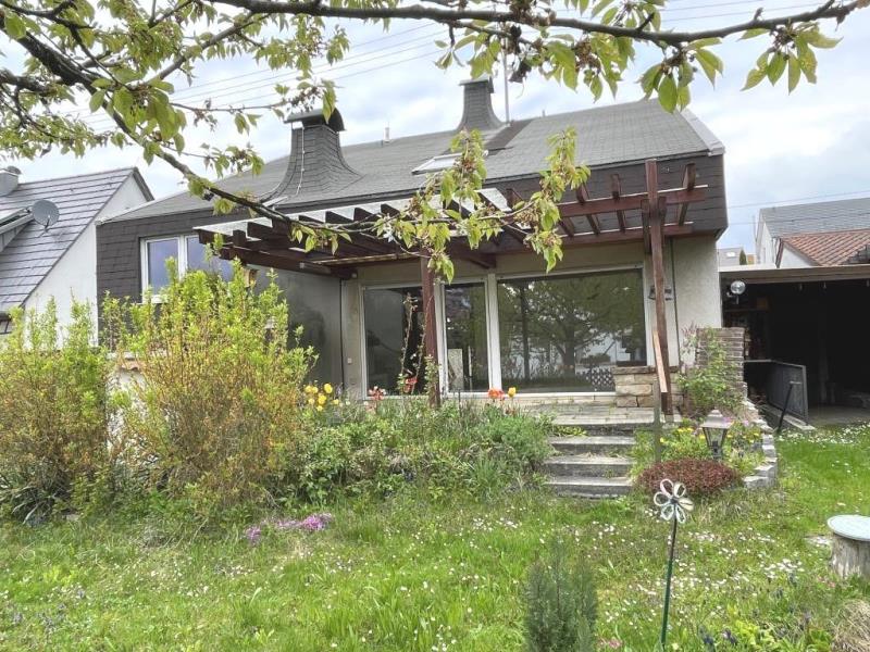 Idyllischer Familientraum! Attraktives freistehendes Einfamilien in Steinenbronn! - Steinenbronn (47248)