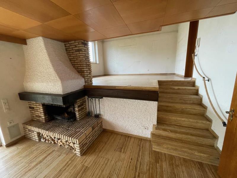 Idyllisches freistehendes Einfamilienhaus mit Süd-Garten in Steinenbronn! - Wohnbereich (44871)