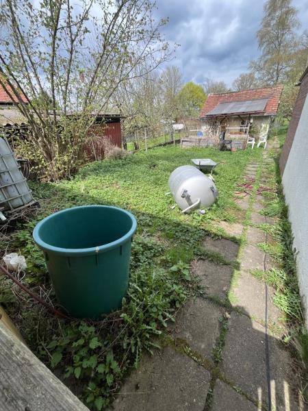 Großzügiges Einfamilienwohnhaus mit 8 Zimmern für die große Familie! - Gartenbereich (50195)
