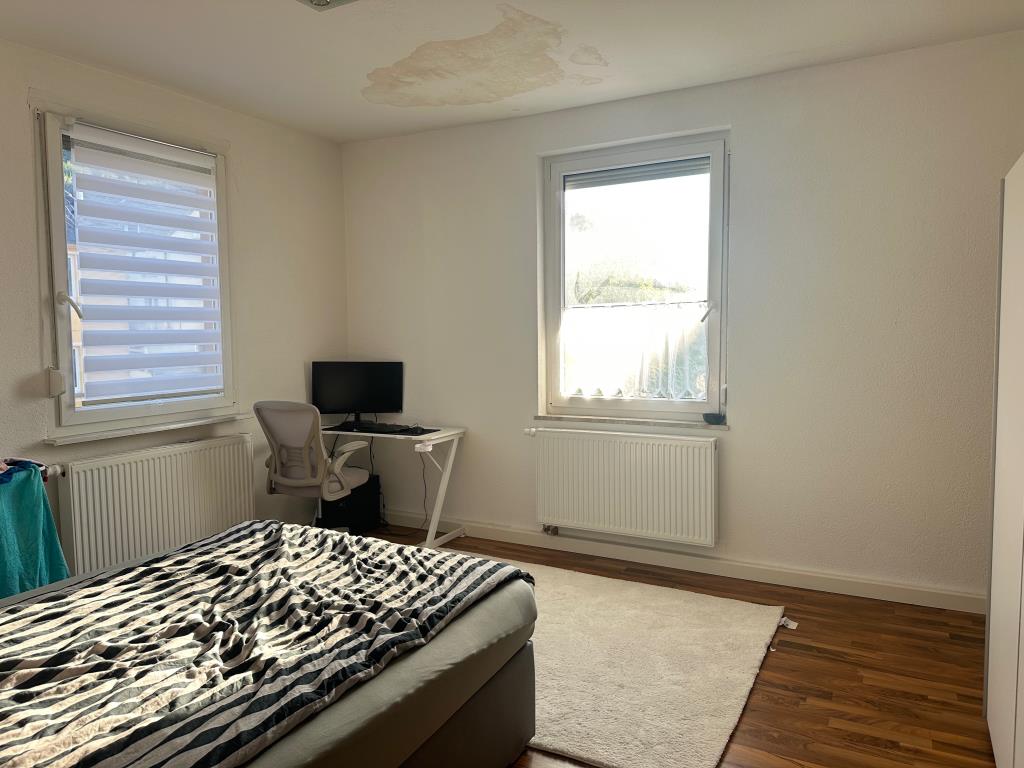 Ansprechende und großzügige 2 1/2 Zimmer-Wohnung im Herzen der Stadt Biberach! - Blick Schlafen (36040)