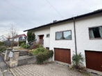 Außenansicht - Platz für die ganze Familie! Tolle Doppelhaushälfte mit ELW in Neuhausen!