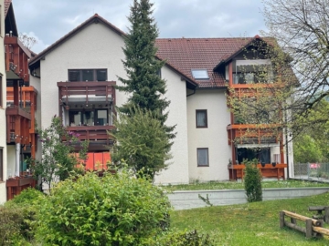 Sofort beziehbar! Interessante 3 Zimmer-Wohnung mit Blick ins Grüne!, 73333 Gingen (Fils), Wohnung