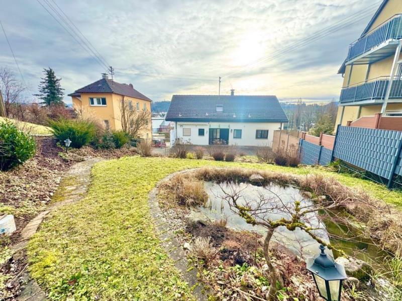 Generationsglück unter 1. Dach! Zentrales Zweifamilienhaus mit großem Garten! - Garten (47228)
