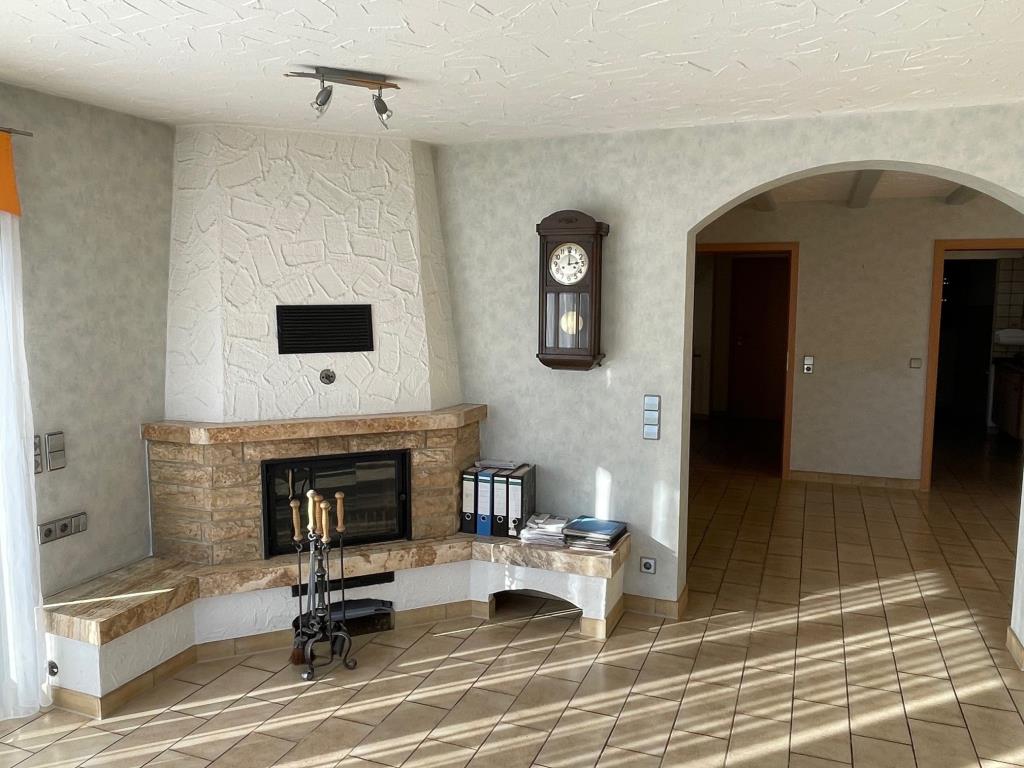 2. Familien unter 1. Dach! Tolles Zweifamilienhaus in Schwäbisch Gmünd! - Wohnbereich (38396)