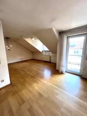 Großzügige 2 1/2 Zimmer-Wohnung in stadtnaher Wohnlage von Biberach!, 88400 Biberach an der Riß, Wohnung