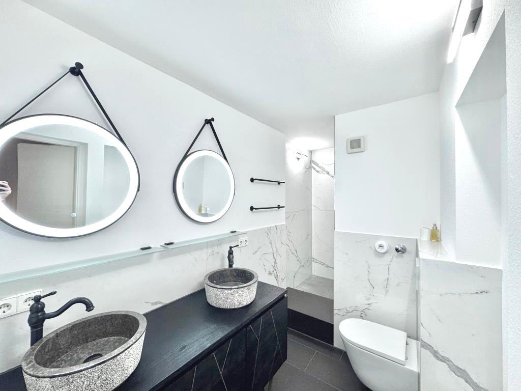 Wohnen auf höchsten Niveau! Exklusive 4 Zimmer-Wohnung mit Terrasse! - Aichwald (40512)