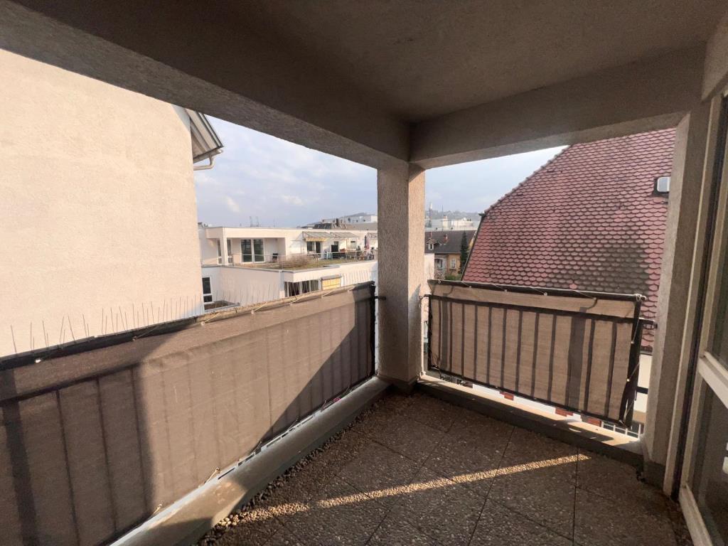 Sofort beziehbar! Interessante 2 Zimmer-Wohnung in idealer Lage in ES! - Esslingen am Neckasr (43528)