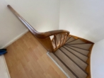 Treppenhaus - RESERVIERT! Renovieren Sie dieses Einfamilienhaus nach Ihren Wohnideen!