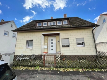 Planen & Gestalten! Renovieren Sie dieses Einfamilienhaus nach Ihren Vorstellungen!, 73054 Eislingen (Fils), Einfamilienhaus