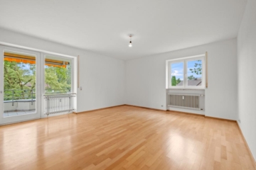 Großzügige 3 1/2 Zimmer-Wohnung mit herrlichem Sonnenbalkon!, 88400 Biberach an der Riß, Wohnung