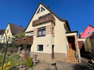 Familienleben in Citylage! Attraktives Einfamilienhaus mit sonnigem Garten!, 73061 Ebersbach (Fils), Einfamilienhaus