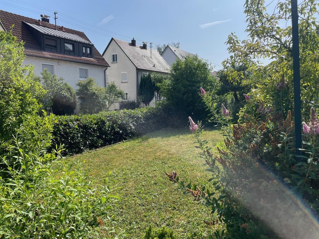 Endlich Platz für die Familie! Zentrales freistehendes Einfamilienhaus! - Garten (36710)