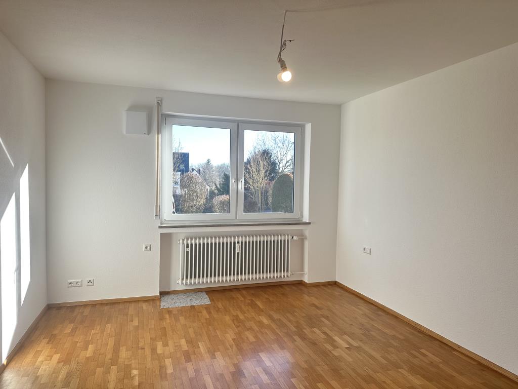 Stilvolle 3 1/2 Zimmer-Wohnung im Bungalowstil - barrierearm und modern! - Bezugsfrei - - Schlafen (39276)