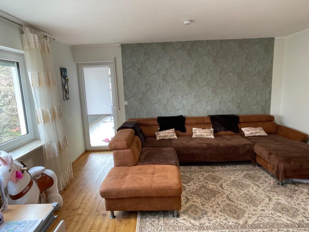 Stilvoller Wohnflair! Attraktive 4 Zimmer-Wohnung mit Balkon in Kuchen! - Wohnbereich (43487)