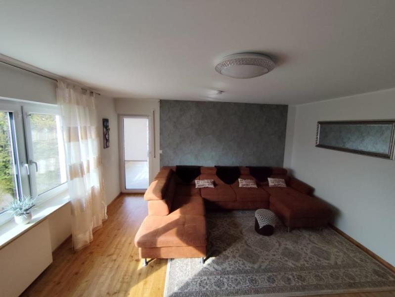 Einziehen & Wohlfühlen! Hochwertige 4,5 Zimmer-Wohnung für tolle Ansprüche! - Wohnzimmer (48039)