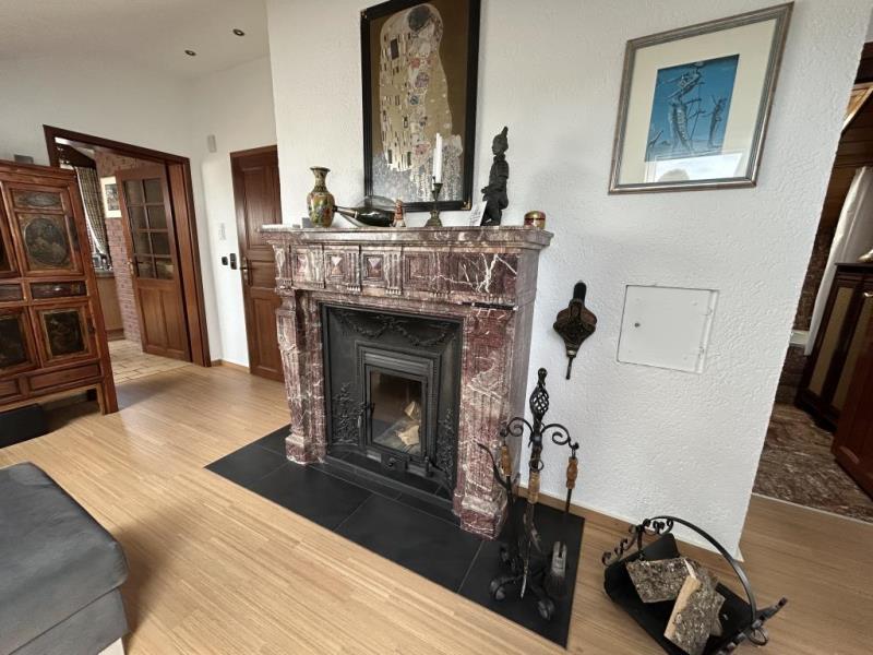 Außergewöhnlich wohnen auf zwei Ebenen – mit Balkon und Garten - Kaminofen (52697)