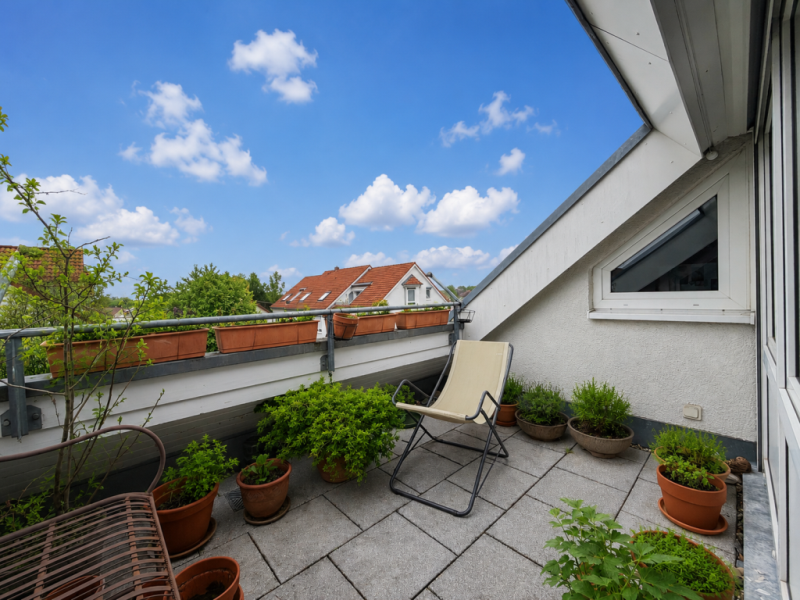 Seltene Gelegenheit! Interessante 2,5 Zimmer-Wohnung mit Balkon in Stuttgart! - Balkon (51292)