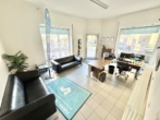 Empfang/ Eingang - Perfekte Gelegenheit! Attraktive Büro/- Praxisräume in Stuttgart-West!
