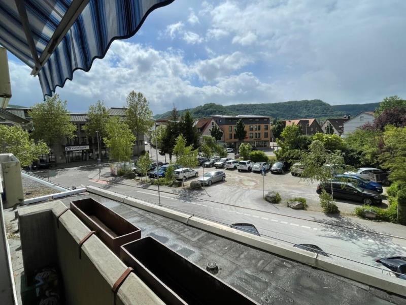 Renovieren Sie diese 4,5 Zimmer-Wohnung mit Balkon nach Ihren Vorstellungen! - Geislingen (Steige) (46330)