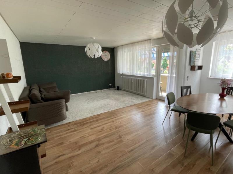 Wohnen in der City! Interessante 4,5 Zimmer-Wohnung mit Balkon & Aufzug! - Wohnbereich/- Essbereich (48687)