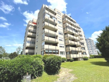 Sofort beziehbare 3 Zimmer-Wohnung mit Balkon & Aufzug in ruhiger Lage!, 73054 Eislingen(Fils), Wohnung