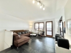 Wohnzimmer - Seltene Gelegenheit! Schöne 4 Zimmer-Maisonettewohnung in Oberboihingen!