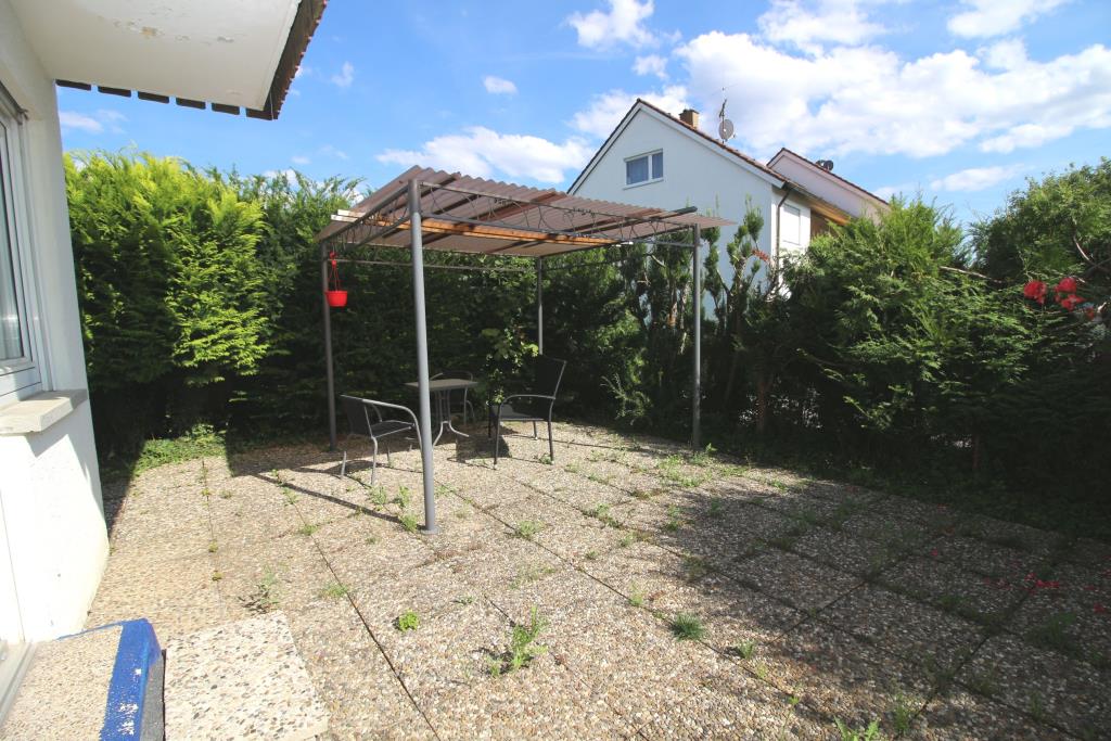 Familien Wohntraum! Sonnige Doppelhaushälfte mit Terrasse & Garten! - Terrasse (32547)