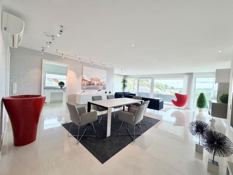 Extravaganter Wohntraum! Luxuriöse 5,5 Zimmer-Maisonette für gehobene Ansprüche! - Essbereich (50389)