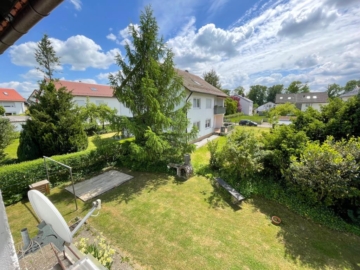 Platz für die ganze Familie! Attraktive 4 Zimmer-Wohnung mit Blick ins Grüne!, 73557 Mutlangen, Wohnung