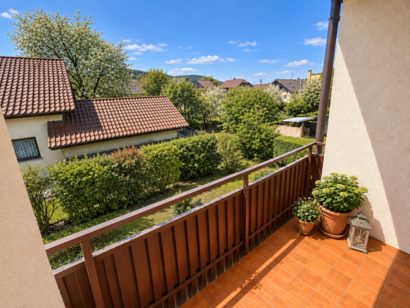 Sonniges Erlebnis! Gemütliche Doppelhaushälfte mit Terrasse & Garten! - Balkon (54158)