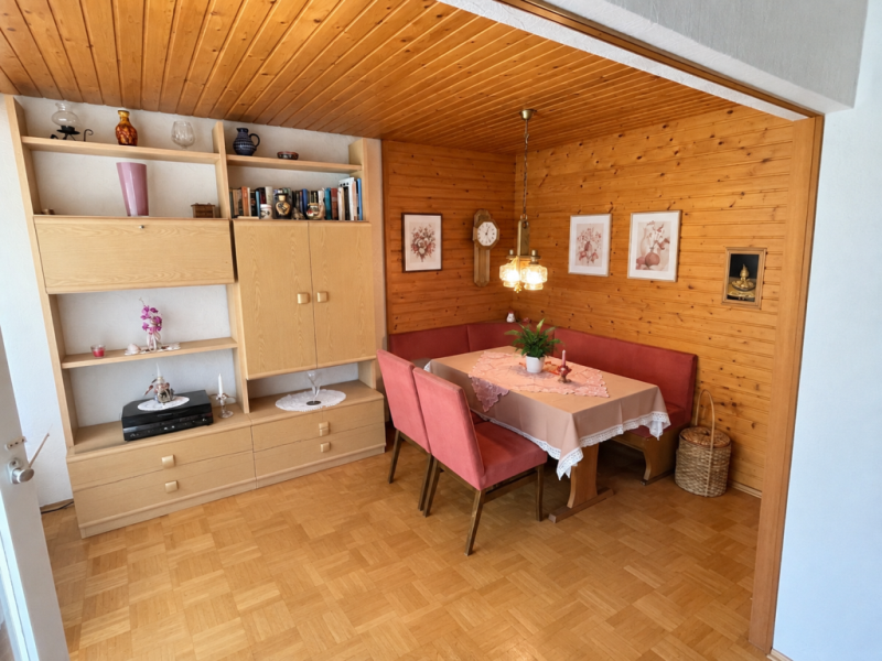 Sonniges Erlebnis! Gemütliche Doppelhaushälfte mit Terrasse & Garten! - Essplatz (54464)