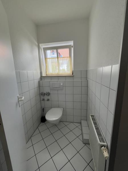 Renditestarke Kapitalanlage - Attraktive Gewerbeeinheit in Ortskernlage - barrierearm! - WC (52010)