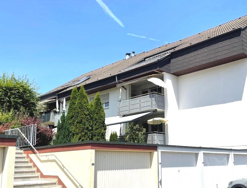 3,5 Zimmer-Wohnung für gehobene Ansprüche in beherrschender Aussichtslage! - Geislingen (Steige) (37466)