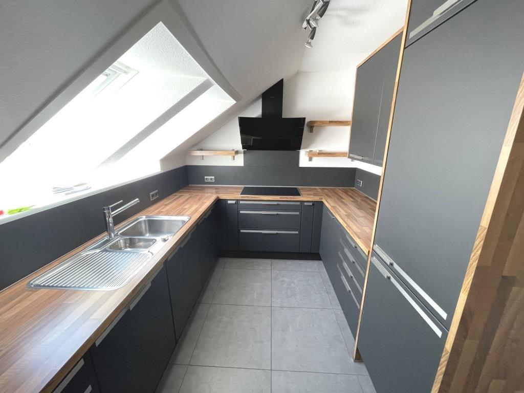 Wohntraum für die Familie! Exklusive 3,5 Zimmer-Wohnung in Aussichtslage! - Küche (36581)