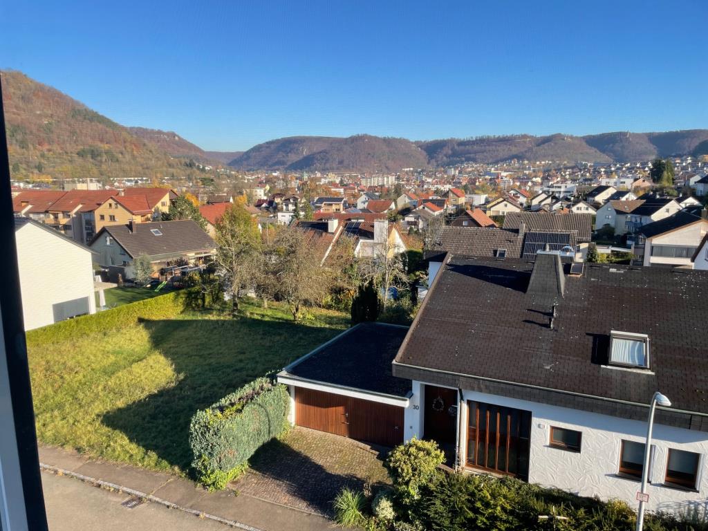 3,5 Zimmer-Wohnung für gehobene Ansprüche in beherrschender Aussichtslage! - Geislingen (Steige) (37911)