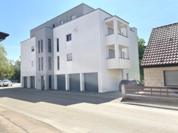 Exklusiver Luxus! Neuwertige 4 Zimmer-Penthousewohnung mit Dachterrasse!, 73079 Süßen, Wohnung