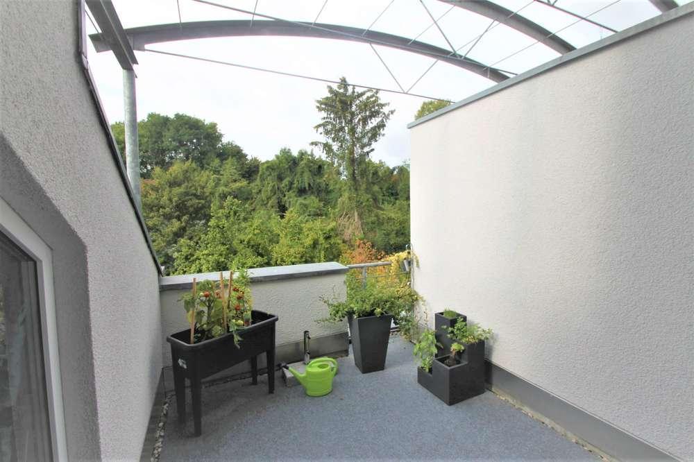 Jetzt erwerben, später beziehen! Tolle 2,5 Zimmer-Wohnung als Kapitalanlage! - Loggia (40485)