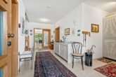 Flur - Design trifft Lage! Frei stehendes Familiendomizil in stadtnaher Lage in Top-Zustand!