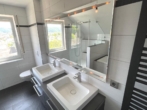 Tageslichtbad - Wohnen wie im Bungalow! Exklusive 3,5 Zimmer-Wohnung in toller Lage!