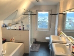 Tageslichtbad - Attraktiver Wohntraum! Exklusive 3,5 Zimmer-Wohnung in toller Aussichtslage!