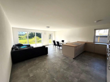 Hochwertig ausgestattete 2,5-Zi-Wohnung mit herrlicher Terrasse & Gartenanteil in Mittelbiberach!, 88444 Mittelbiberach, Wohnung
