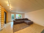 Wohnzimmer - Ideale Gelegenheit! Attraktive 3 Zimmer-Wohnung mit sonniger Terrasse!
